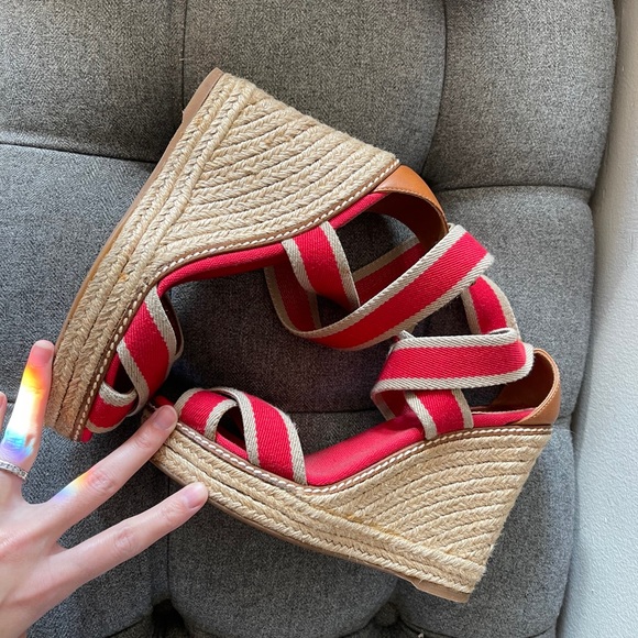 Tory Burch Straw Wedge High Heel Sandals - Picture 4 of 7